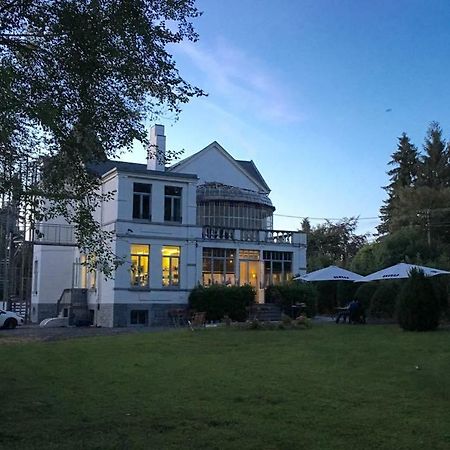 Villa Adelaide Chimay Luaran gambar