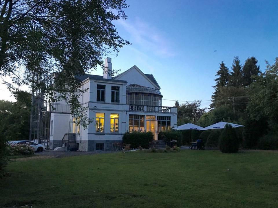 Villa Adelaide Chimay Luaran gambar